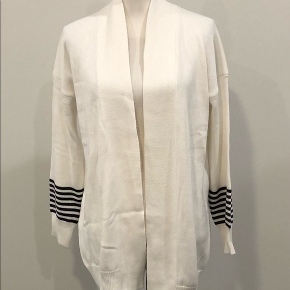 Two Bees Cashmere Cardigan - Picture 3 of 6